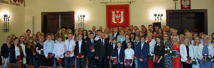 Laureaci olimpiad w inowrocławskim ratuszu