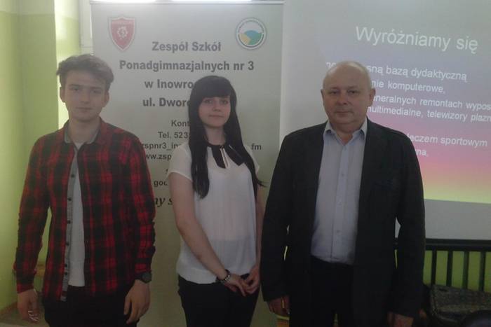 ZSP nr 3 promował się w Gimnazjum nr 4 