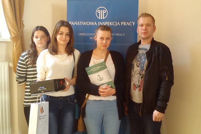 Uczennica Rzemiosła wśród laureatów w wojewódzkim Konkursie wiedzy o zasadach BHP