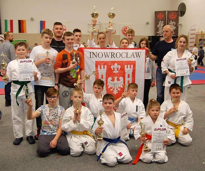 Karatecy ponownie z medalami