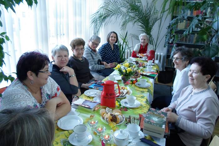 Wiosennie w Dyskusyjnych Klubach Książki