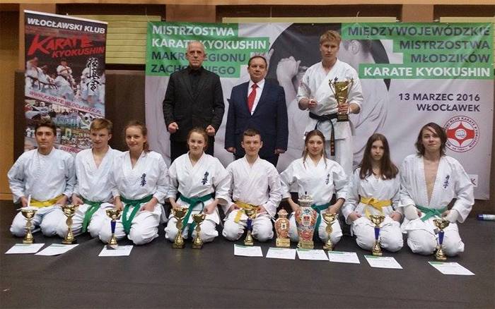 Kolejny dobry występ karateków
