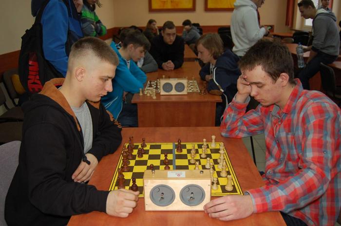 Zagrali w szachy w ZSP nr 1