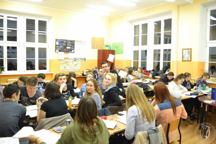 Matematyczna Noc Maturzystów 2016 w III LO 