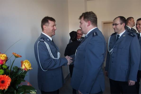 Naczelnik drogówki żegna się z mundurem