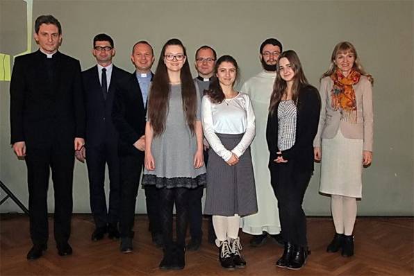 Święty Jan Paweł II wychowawca młodych pokoleń