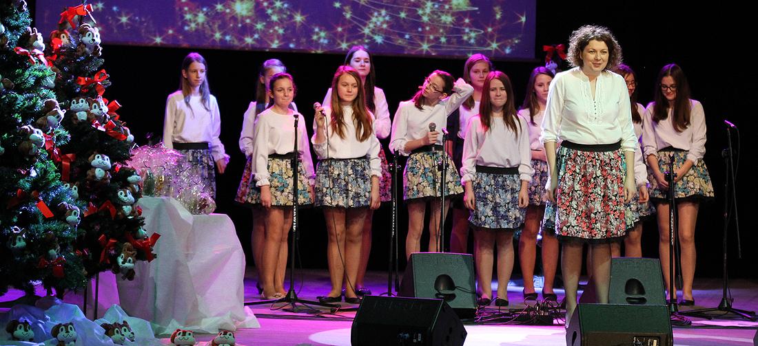 Klimatyczny koncert kolęd w Teatrze Miejskim (TV)