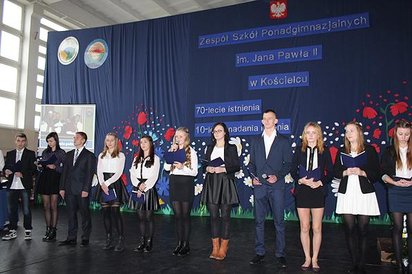 Uroczystość 70-lecia istnienia oraz 10-lecie nadania imienia Jana Pawła II w ZSP Kościelec