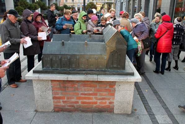 Seniorzy wyruszyli tropem Piastów