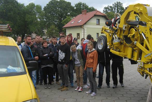 Rolnicy z ZSP Kościelec w akcji Grunt to bezpieczeństwo