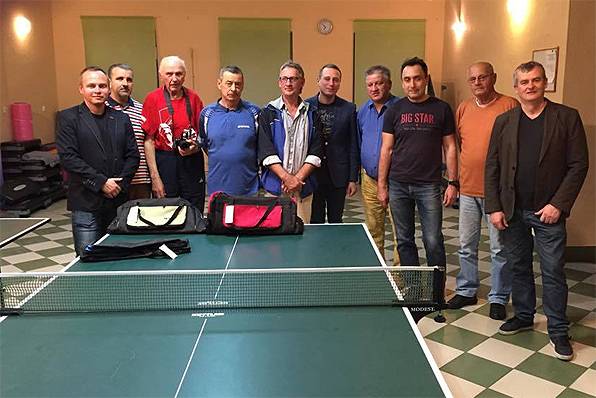 Wetereni zagrali w tenisa stołowego