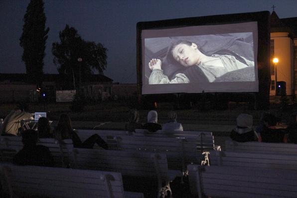 Kino letnie na koniec targów