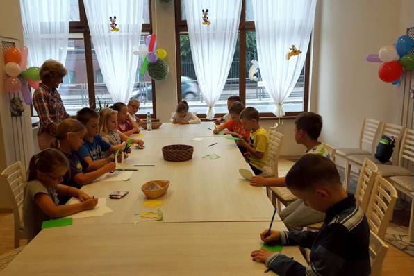 Fundacyjne półkolonie uczą i bawią!