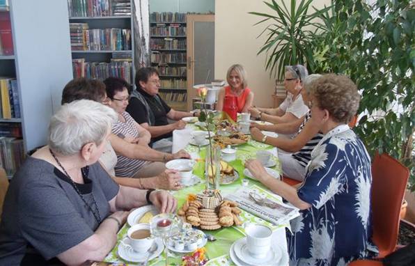 Dyskusyjne Kluby Książki w czerwcu