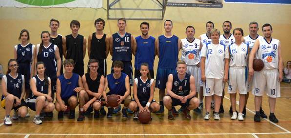Sportowy Dzień Dziecka w I LO - nauczyciele lepsi od uczniów