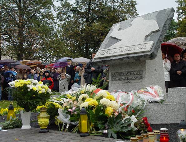 Upamiętnią 10. rocznicę śmierci św. Jana Pawła II
