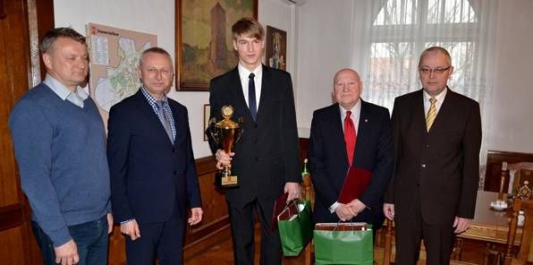 Wręczono tytuł Zasłużony dla sportu w Inowrocławiu