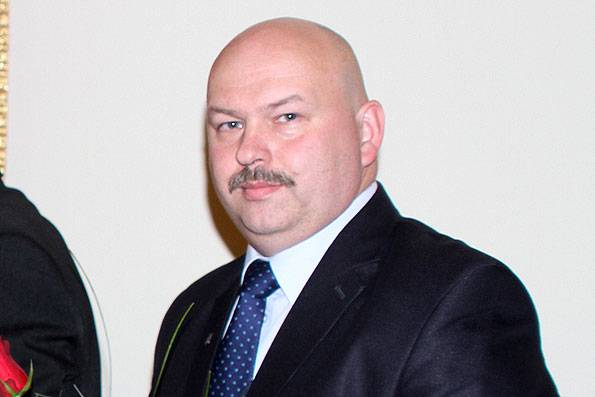 Czy konkursy na stanowiska w UM to farsa?
