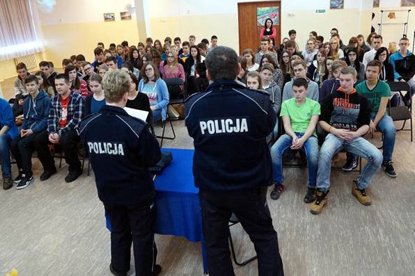 Z młodzieżą o bezpieczeństwie na drogach 