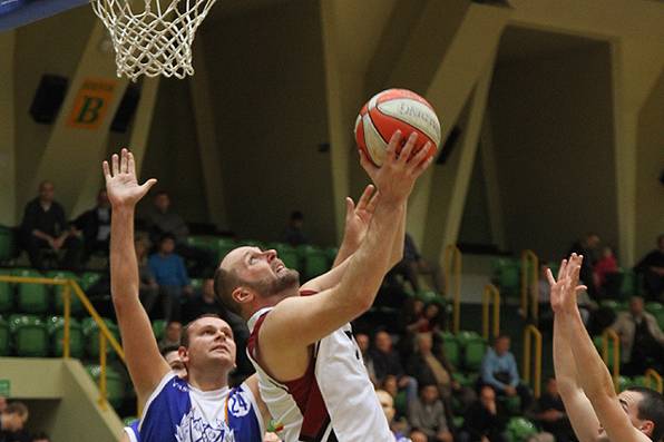 Koszykarskie derby w III lidze