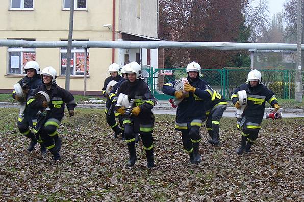 Strażacy z „Chemika” na ćwiczeniach