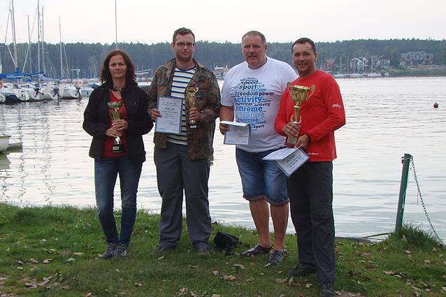 Podium żeglarzy na XV Regatach Pamięci 