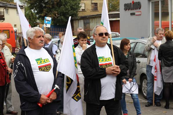Związkowcy protestowali przed siedzibą kopalni (TV)