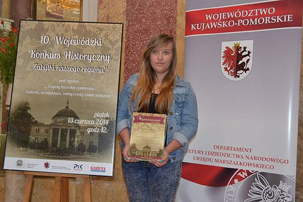 Wyróżnienie dla uczennicy III LO w X konkursie„Zabytki naszego regionu” 
