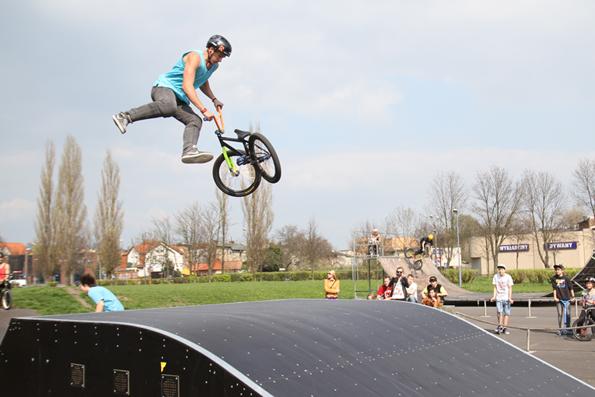 Jump Box + oficjalnie oddany do użytku (TV)