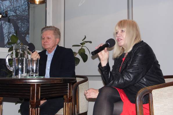 Maria Szabłowska i Krzysztof Szewczyk w saloniku
