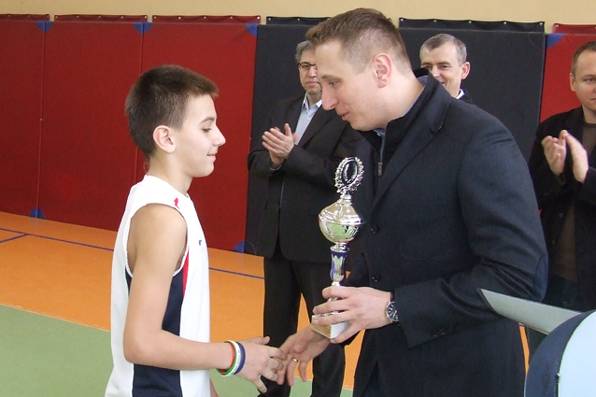 Zagrali w kosza o puchar posła