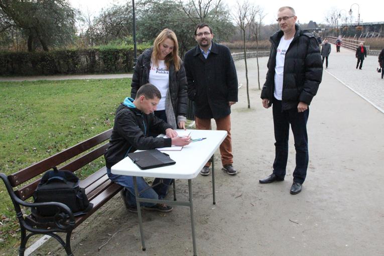 Skończyli zbierać wpisy do księgi skarg i zażaleń