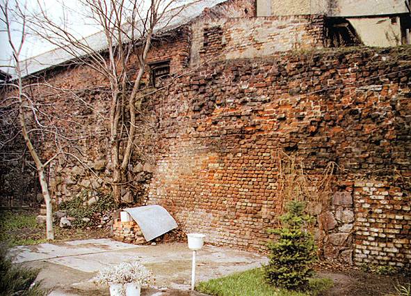 Drugi fragment muru obronnego własnością Miasta