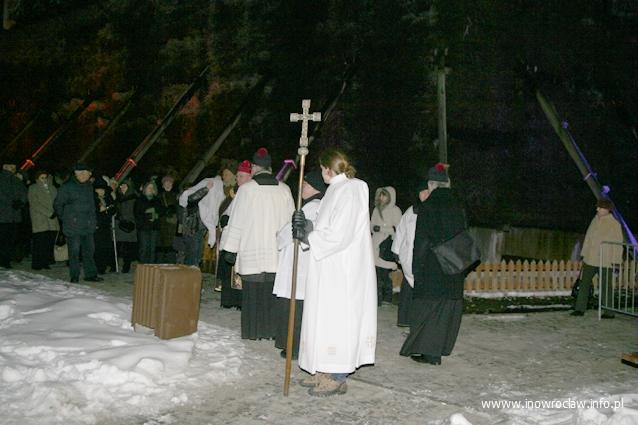 Droga Krzyżowa pod tężnią