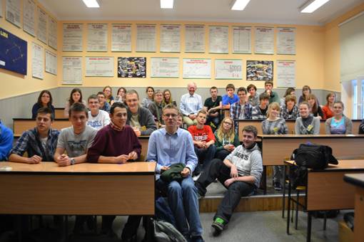 Profesor fizyki z wizytą w II LO