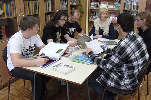 Uczniowie „Chemika” w półfinale konkursu „Energia kontrolowana”
