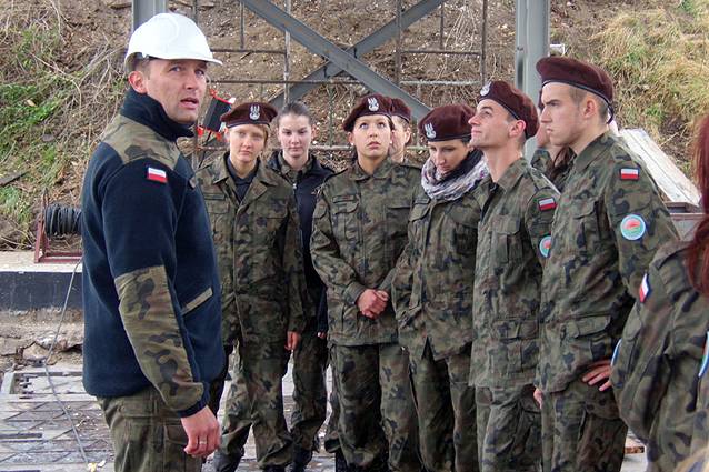 Ciekawe lekcje klas mundurowych z Kościelca