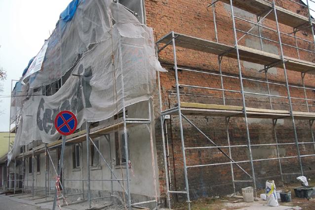 Komunalne budynki są remontowane