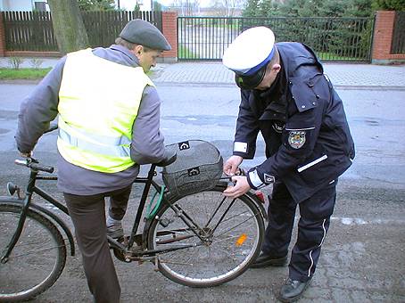 Uwaga rowerzyści! Rano szarówka, wczesny wieczór