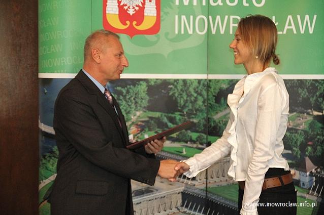Stypendyści otrzymali wsparcie od prezydenta