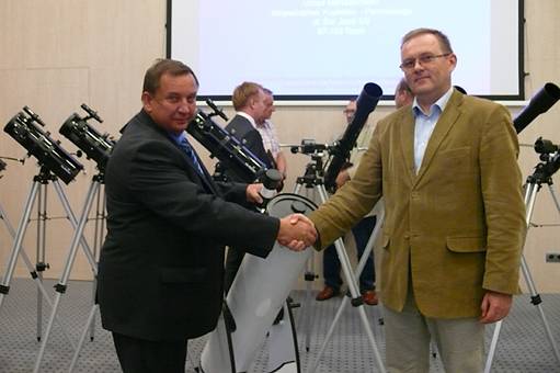 Teleskopy dla Astrobazy