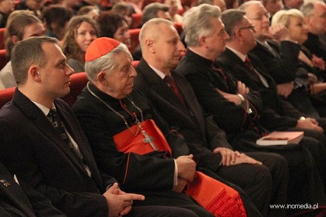 82. urodziny obchodził  ks. kardynał Józef Glemp