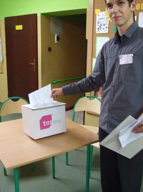 Wybieramy posłów i senatora (pierwsze wyniki)