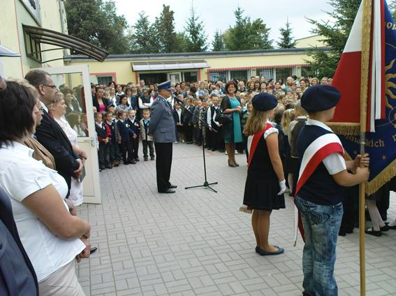 By droga do szkoły była bezpieczna