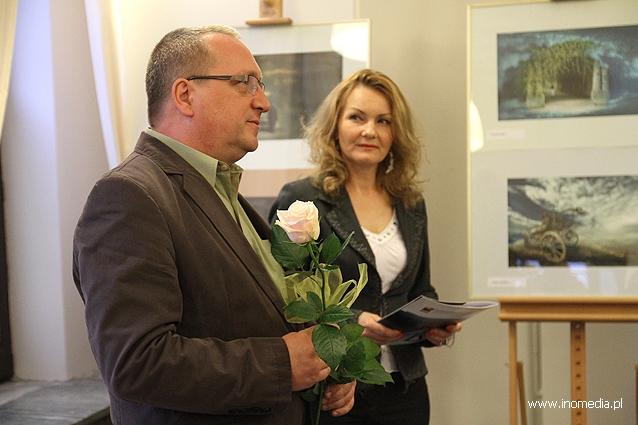 Między baśnią a mrokiem