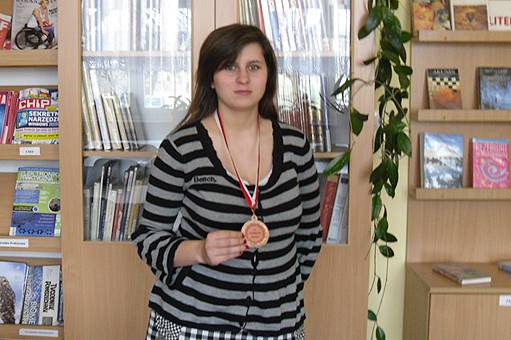 Sukses uczennicy w olimpiadzie wiedzy o żywności