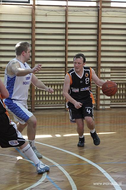 Przyjaciele Kaspra rywalizowali pod koszem