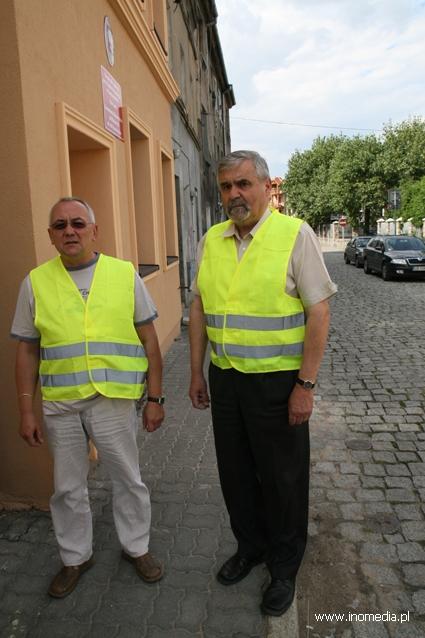 Radni sprzątali miejskie ulice (TV)