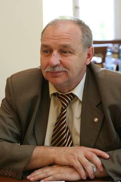 Radny domaga się dymisji Przewodniczącego RM (TV)