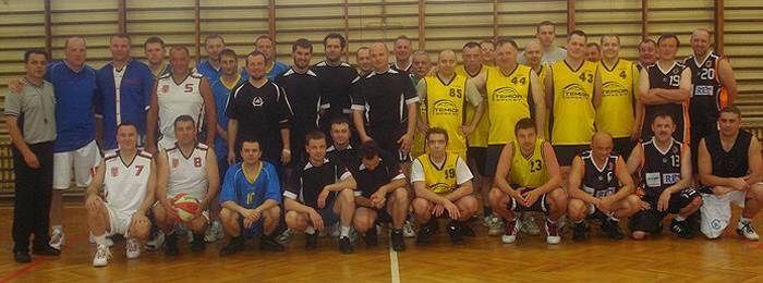 Pod koszem spotkali się przyjaciele SKS Kasprowicz